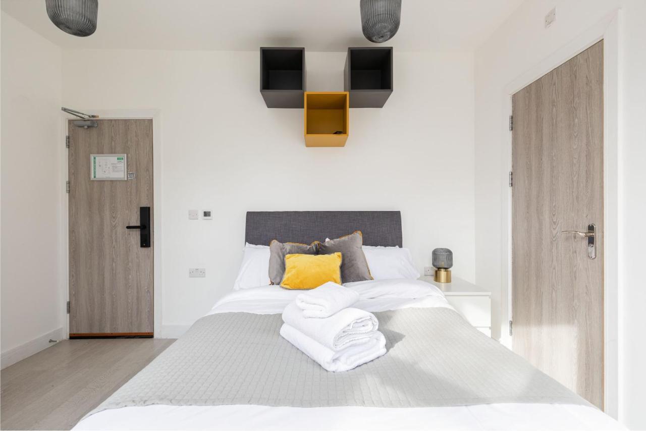Lovely Private Room And Shower At Anson Hotel Londra Exterior foto